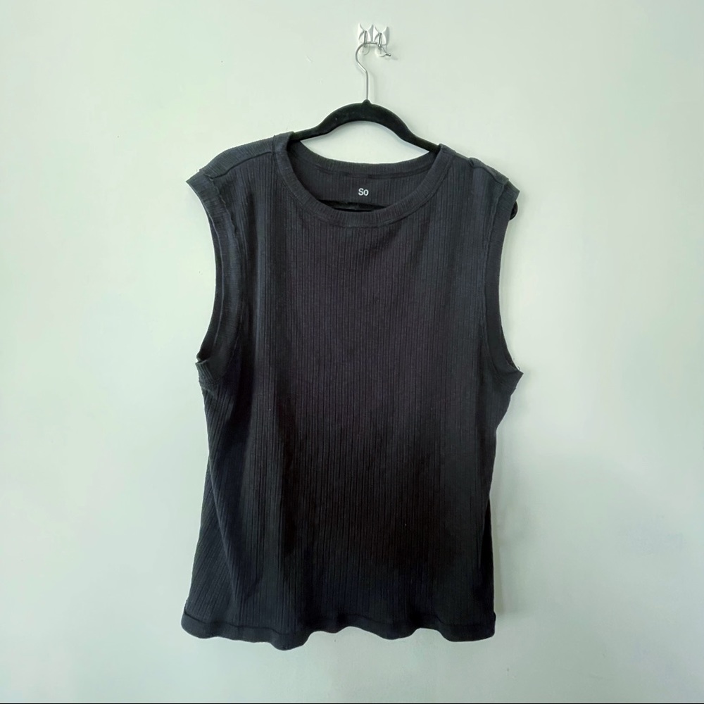 🪐SO Black Tank Top in xl🪐